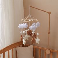 Mobile de berceau pour enfants de style nordique transfrontalier, en peluche faite à la main, avec interaction sonore et lumineuse, sans assemblage requis, pour bébé