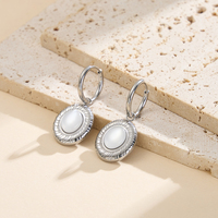 Boucles d'oreilles pendantes STME05 au design minimaliste, plaquées or 18 carats PVD, en acier inoxydable 304, avec pendentif géométrique