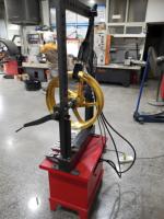 Machine automatique de redressage de jantes de moto, équipement de correction de la forme des jantes, machine de réparation de jantes de moto