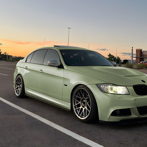 Amp-Z Side Skirts For Bmw 3 Series E90 E91 M Sport 2005-2012 Piano Black Carbon Fiber Texture Matte Finish - Product Image 3