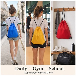Sac à dos de gymnastique à cordon avec logo personnalisé d'usine du Vietnam Sac à cordon en polyester résistant à l'eau avec poche avant et motif de lettres - Product Image 4