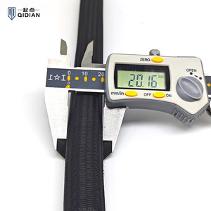 Corda Elastica in Poliestere/Lattice da 20mm per Slackline da 6,5m e Highline da 40m, Ancoraggio Personalizzabile con Resistenza ai Raggi UV e Capacità di Carico di 479kg - Product Image 2