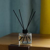 Bouteilles et pots diffuseurs de parfum en verre ronds de 50 ml, 100 ml, 150 ml, 200 ml pour la décoration d'huiles parfumées à domicile