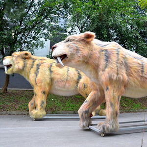 Modèle d'animal sauvage réaliste en taille réelle, <span class=keywords><strong>tigre</strong></span> à dents de <span class=keywords><strong>sabre</strong></span> animatronique personnalisé OEM pour la décoration des parcs d'attractions et des zoos - Product Image 3