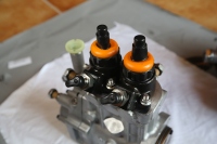 Pièces d'excavatrice Chargeur de WA900-3 C6 C7 C9 6D170E 12V140E Pompe d'injecteur de carburant pour moteur 6217-71-1111 476-8769 6245-71-1100 6156-71-1111