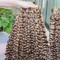 Lots de Cheveux Humains Bouclés et Volumineux, Alignés dans le Sens de la Cuticule, Couleur P4/27 Ombré, Brésiliens Bouclés Profonds, Vente en Gros Direct Usine