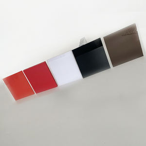 Plaques <span class=keywords><strong>de</strong></span> toiture en <span class=keywords><strong>polycarbonate</strong></span> co-extrudé modernes, faciles à découper et à installer, pour panneaux <span class=keywords><strong>de</strong></span> serre, protection UV, conception durable - Product Image 5