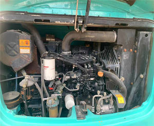 Miniexcavadora Kobelco SK60 Usada 100% Japonesa a Bajo Precio con Motor, Engranaje y Almohadillas de Goma - Product Image 5