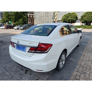 <span class=keywords><strong>Honda</strong></span> <span class=keywords><strong>Civic</strong></span> Usata del 2014, Alimentazione a Combustione, Cambio Automatico, Trazione Anteriore, Berlina 5 Posti, Guida a Sinistra, 1.8L 141CV, Costruita nel 2015.03, Colore Bianco - Product Image 5