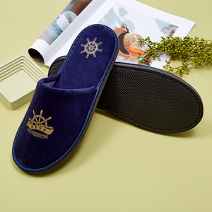 Toptan Yüksek Kaliteli Mercan Poları Kadife Kaymaz Kişiselleştirilmiş Tek Kullanımlık Otel Terlikleri Ürünleri Erkek Ayakkabıları - Product Image 3