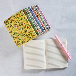 Carnet ligné A5 personnalisé avec couverture fleurie, écologique, pour étudiants, journal, agenda, planificateur - Product Image 3