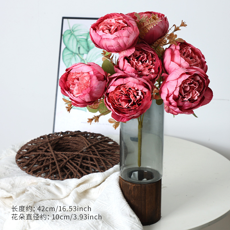 สีชมพูเข้ม