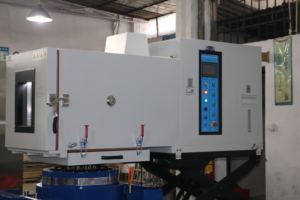 <span class=keywords><strong>Machine</strong></span> environnementale d'essai combinée d'humidité et de <span class=keywords><strong>vibration</strong></span> de la température - Product Image 3