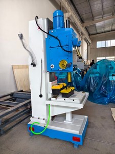 <span class=keywords><strong>Perceuse</strong></span> à <span class=keywords><strong>colonne</strong></span> verticale automatique Z5150 220V avec <span class=keywords><strong>table</strong></span> transversale XY, moteur, boîte de vitesses et roulement pour perçage - Product Image 3