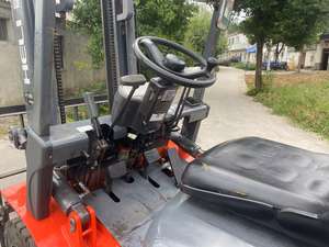 Chariot élévateur diesel Heli CPCD25 de 2,5 tonnes en bon état, d'occasion, avec moteur et engrenages d'origine, garantie 1 an, rapport de test, inspection vidéo - Product Image 6