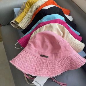 Gorra de pescador coreana de color caramelo para mujer con logo metálico, borde deshilachado con borlas y cuerda, visera, sombreros de cubo para hombre - Product Image 1