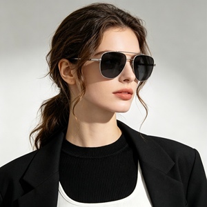 Sunray Amber Brown Red Gradient HD Anti Glare Round Gold Metal Lightweight Unisex TAC UV400 Polarized <b>Sunglasses</b> for Men - Product Image 3