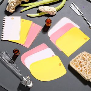 3pcs/set Baking Dough Cutting Scraper Baking Cream Scraper Thickened Cake Cream Plastic Scraper Baking Tool - Product Image 2