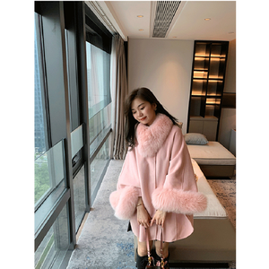 Vente en gros Manteau d'hiver avec col en fourrure de renard véritable Poignets Femmes <span class=keywords><strong>Poncho</strong></span> en <span class=keywords><strong>cachemire</strong></span> avec cape en fourrure blanche en laine pour robes de mariée pour dames - Product Image 3