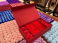 Boîte d'emballage personnalisée en carton imperméable pour bracelet, collier, montre, bijoux de luxe, boîte à fleurs