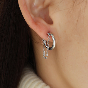 Pendientes de aro minimalistas de estilo francés, diseño geométrico de acero de titanio para mujeres sin orejas perforadas - Product Image 3