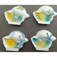 Vente en gros de décorations de Noël en coquillages avec logo personnalisé, nouveau design, résine époxy, souvenir de plage, aimant de réfrigérateur en coquillages