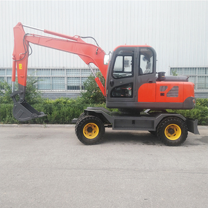 Excavadora de Ruedas Eficiente de 3600 kg para Ahorro de Combustible en Mantenimiento de Carreteras y Remoción de Nieve - Product Image 1