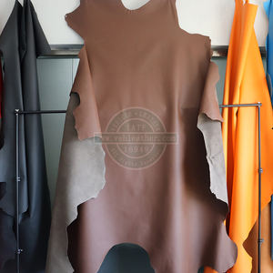 Vente directe personnalisée peau de vache pleine fleur BMW Auto volant de voiture et meubles/canapé/ceinture peaux de bétail salées humides - Product Image 5