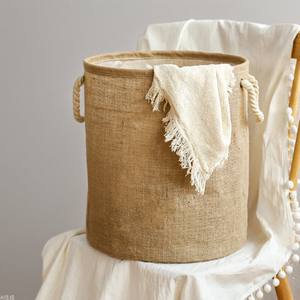 ตะกร้าผ้าฝ้ายปอกระเจาทรงกลมพร้อมหูหิ้วเชือก สำหรับจัดเก็บของใช้ในบ้านแบบพกพา - Product Image 5