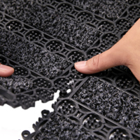Système de tapis de sol modulaire en TPE réversible antidérapant à rayures modernes pour hôtels et entrées extérieures