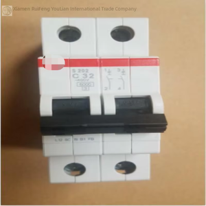 1 ชิ้น ใหม่ S202-c32 2p 32a #   ใหม่แกะกล่องพร้อมส่ง ชุดควบคุมอัตโนมัติอุตสาหกรรม Pac Dedicated Plc Programming Controller - Product Image 1