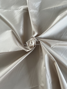 Tessuto in <span class=keywords><strong>Seta</strong></span> Crepe De Chine Non Sbiancata 100% Naturale Bianco 16m/M 45cm 114cm Leggero Traspirante per Abbigliamento da Notte, Tende, Cuscini - Product Image 2
