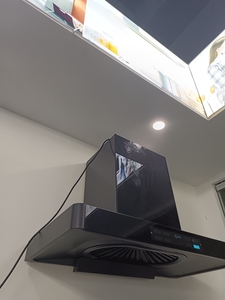 China Factory Best Price Venta caliente 900mm T Shape Chimney Cooker Hood con Auto Clean Range Hood para el mercado indio - Product Image 5