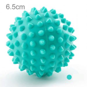 Balle de massage à picots en PVC violet et vert pour soulager les muscles, 7,5 cm, pour le corps, les bras, les jambes, la taille - Product Image 2