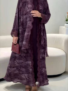Robe longue chic Loriya à manches bouffantes et col à revers, robe abaya longue contemporaine pour femmes musulmanes - Product Image 6
