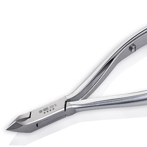 Coupe-ongles en acier inoxydable Nghia CB-102C pour kit de manucure - Product Image 1