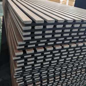 Paneles Acústicos de <span class=keywords><strong>Madera</strong></span> con Revestimiento de Chapa de MDF Perforado, Estilo Listones, <span class=keywords><strong>Precio</strong></span> Razonable de Fábrica Estándar en China - Product Image 3