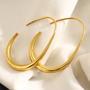 Pendientes de Aro Dorados Bohemios y Exquisitos con Diseño Curvo Fluido y Acabado de Alto Brillo, Ideales para Estilos Modernos - Product Image 6