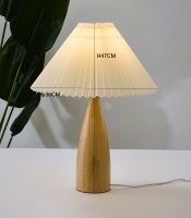 Lampe de table LED éco-chic nordique en bois de caoutchouc recyclé, à économie d'énergie, avec abat-jour champignon en lin rustique simple, douille E27 Edison