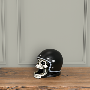 Großhandel Premium Resin Skull Aschenbecher mit Motorrad helm Anpassbare Gothic Smoking Tray für Bars & B2B Groß bestellungen - Product Image 5