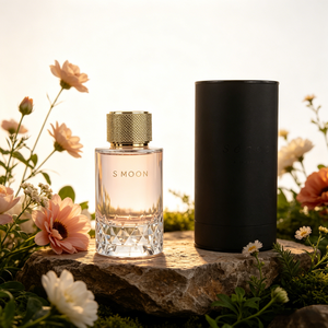 Luxurious Custom Made Glass <strong>Perfume</strong> Bottle with <strong>100ml</strong> Capacity Customized Color and Printed Log with a Box Included - Product Image 2