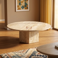 Table basse en marbre travertin de style nordique moderne avec pieds en beige, fabriquée à la main et facile à nettoyer pour le salon