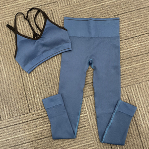 Conjunto Deportivo de Dos Piezas <span class=keywords><strong>para</strong></span> <span class=keywords><strong>Mujer</strong></span>, Top Corto y Leggings Acanalados, Ropa Deportiva sin Costuras <span class=keywords><strong>para</strong></span> Yoga, Venta al Por Mayor - Product Image 4