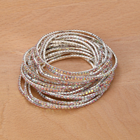 Nouveau bracelet en strass coloré exquis et tendance, bracelet élastique multicouche empilable en cristal pour femmes, bijoux de mode