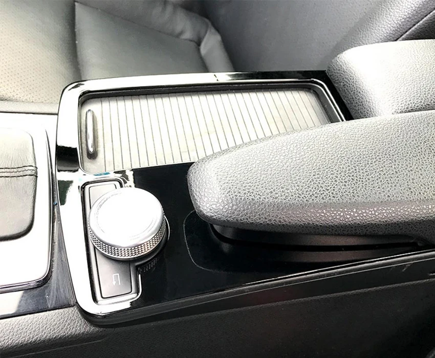 สีดำเงา