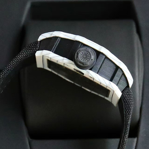 Reloj Mecánico de Lujo Industrial Premium con Esfera de Fibra de Carbono Blanca y Negra, Correa de Nailon Transpirable e Impermeable - Product Image 3