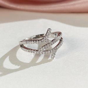 Anello F1651 con Design Vegetale, Anello di Fidanzamento da Donna con Zirconia Cubica e Micro Pavé - Product Image 6