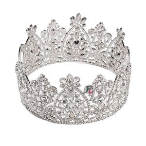 มงกุฎเจ้าสาวแบบคลาสสิก ปี 2025 สำหรับเครื่องประดับเจ้าสาววิบวับ มงกุฎเจ้าสาวสำหรับงานแต่งงาน - Product Image 1