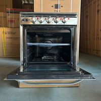 Cuisinière à 4 brûleurs électriques avec four intégré en acier inoxydable, fonctionnement indépendant