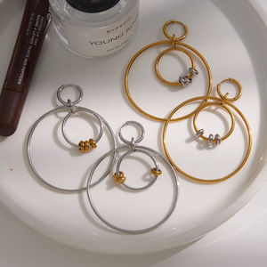 Boucles <span class=keywords><strong>d</strong></span>'oreilles linéaires multirangs bicolores tendance |   Boucles <span class=keywords><strong>d</strong></span>'oreilles chaîne exagérées en acier inoxydable plaqué <span class=keywords><strong>or</strong></span> 18 carats - Product Image 5